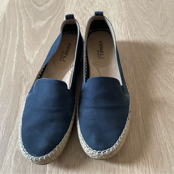 Vaneli Shoes - Vaneli Women's Navy Espadrille Shoes sport size 8 navy slip on comfort everyday